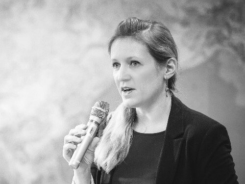 Ingvild Bode presenting in Tokyo 2015 - 4-3